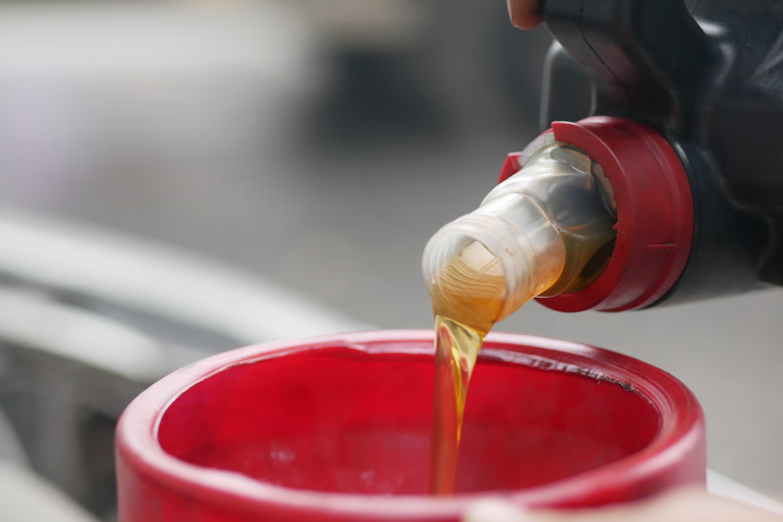 How Adhesive Labels Improve Safety and Traceability in Lubricant Products