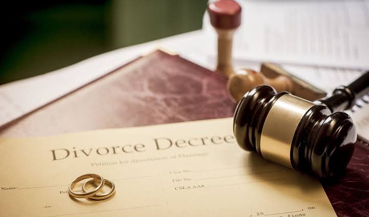 Role of Expat Divorce Consultation Services in Custody and Separation Cases