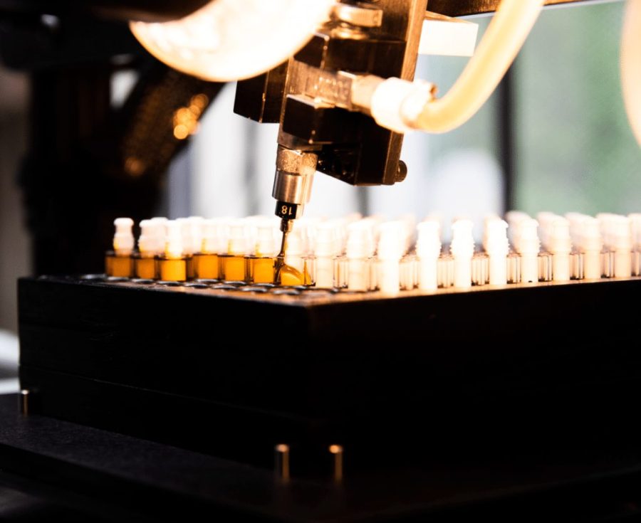 How does lab testing maintain top live resin carts output at scale?
